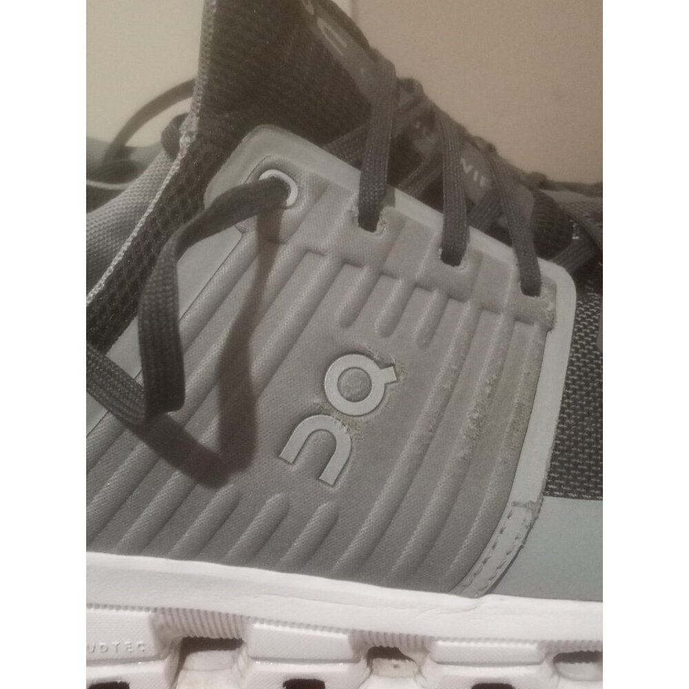 On Running On Cloud Men's Cloudswift Helion Runni… - image 5